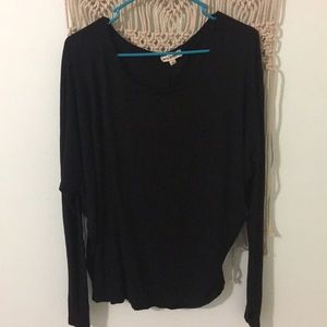 loose piko like top